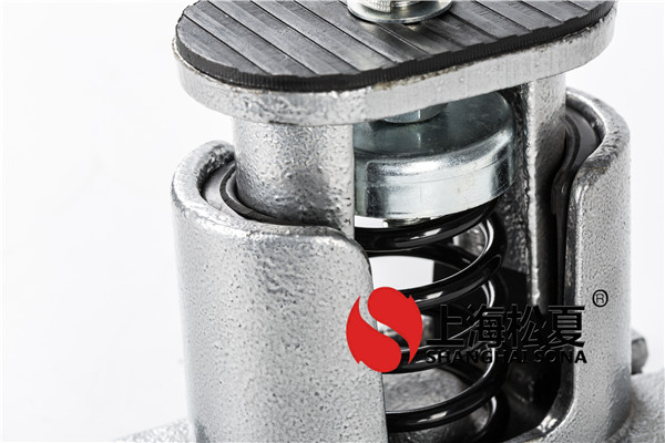 在使用座式減震器時(shí)的穩(wěn)定性。